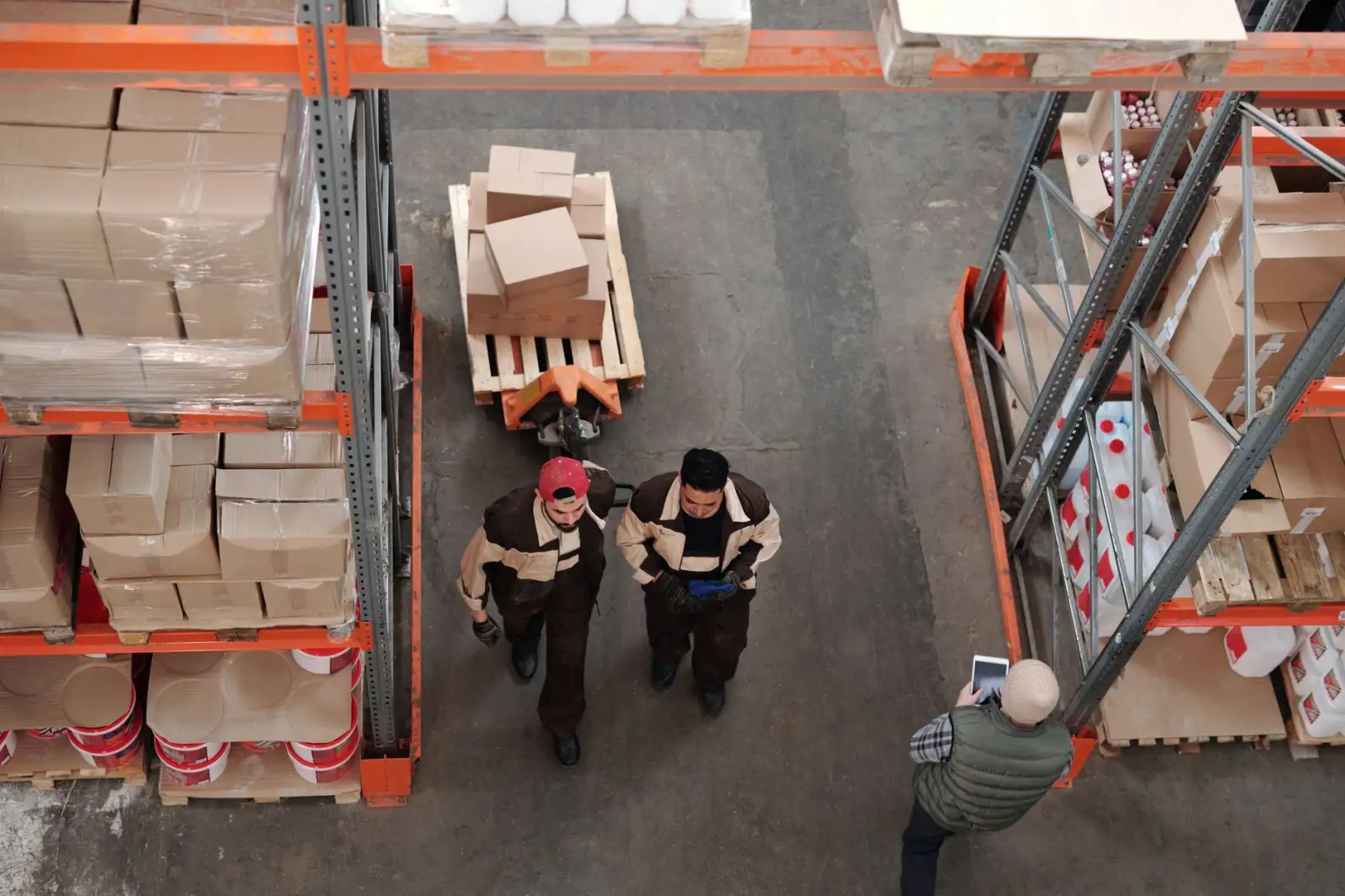 炭素制品行业耐火材料选型对比：提升工业炉窑运行效率